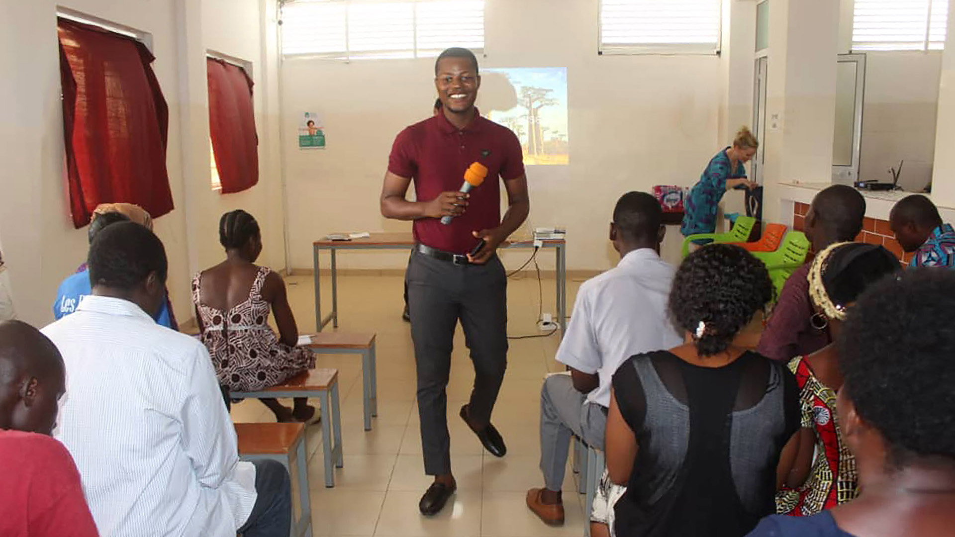 Kokou Atideka Soke, enseignant passionné lors de la conférence Ana-Nour à Lomé en mars 2018