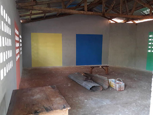 Construction d’une classe dans le Complexe scolaire Ulysse (Togo).