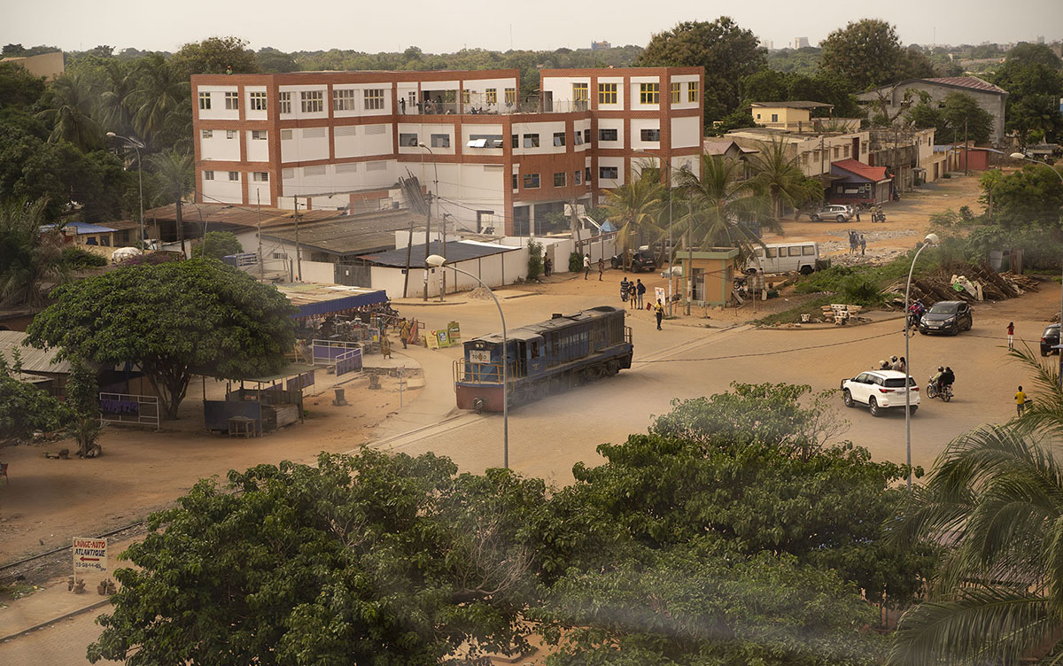 Le train de la Neuroéducation passe par Lomé. Encore modeste mais présent...