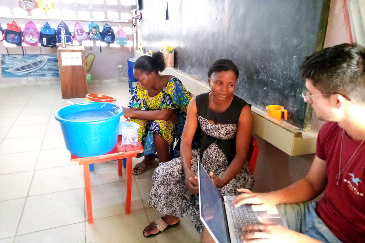 Ana-Nour, Les tatas de la classe maternelle des Victorieux à Lomé